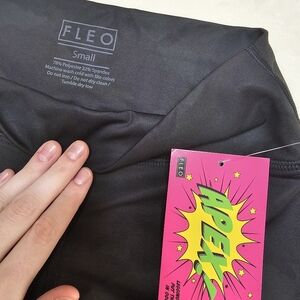 Fleo Green Camo Apex Leggings